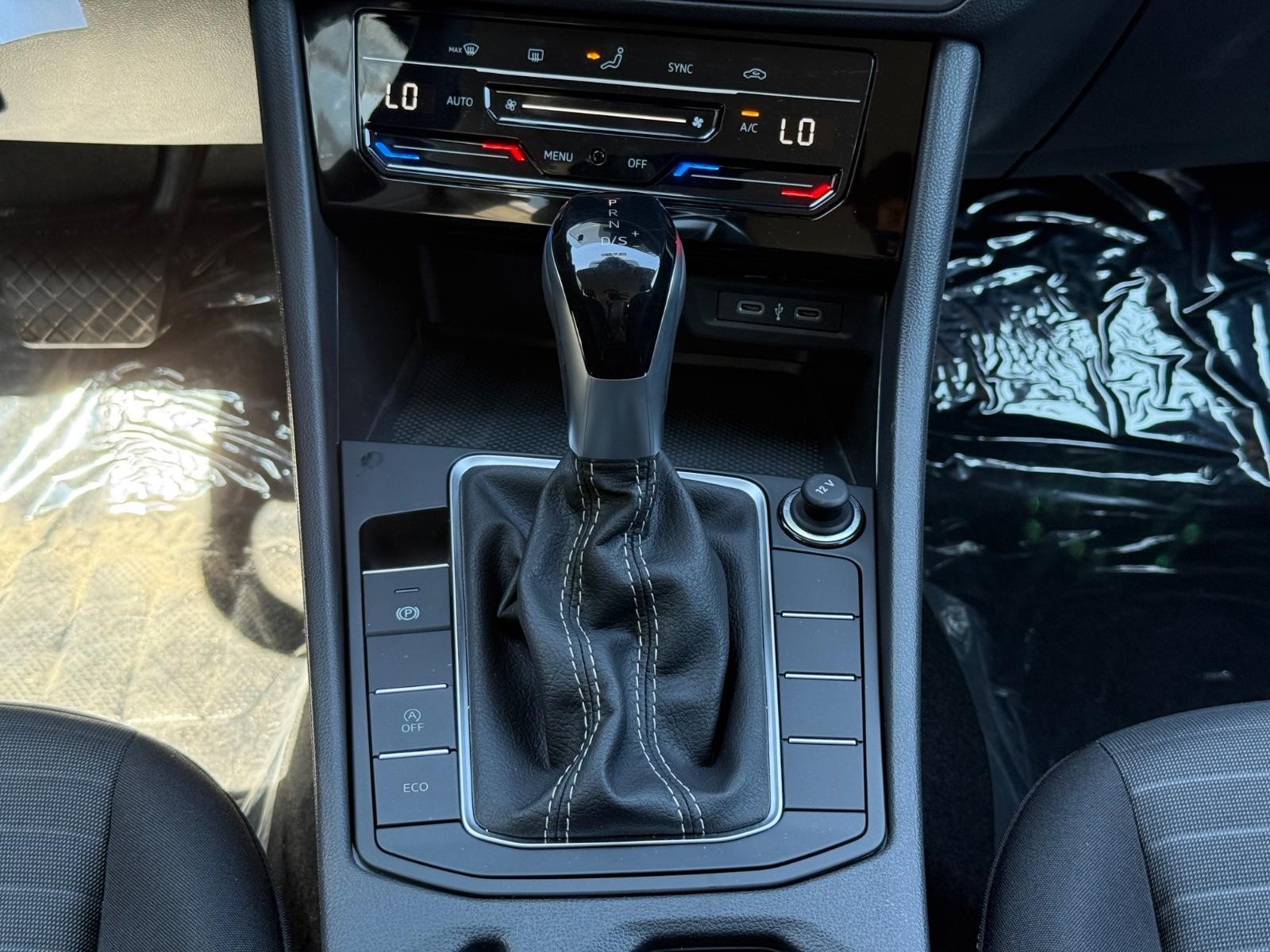 Volkswagen Jetta Vehicle Image 08
