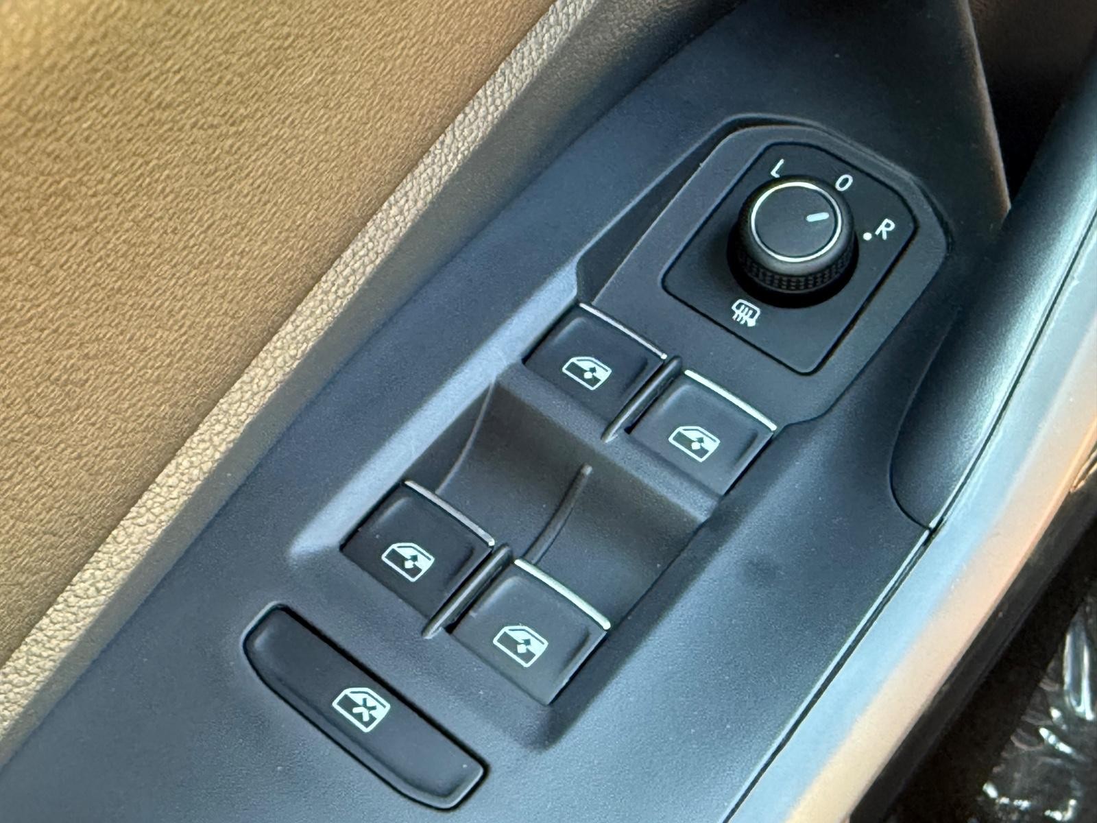 Volkswagen Jetta Vehicle Image 14