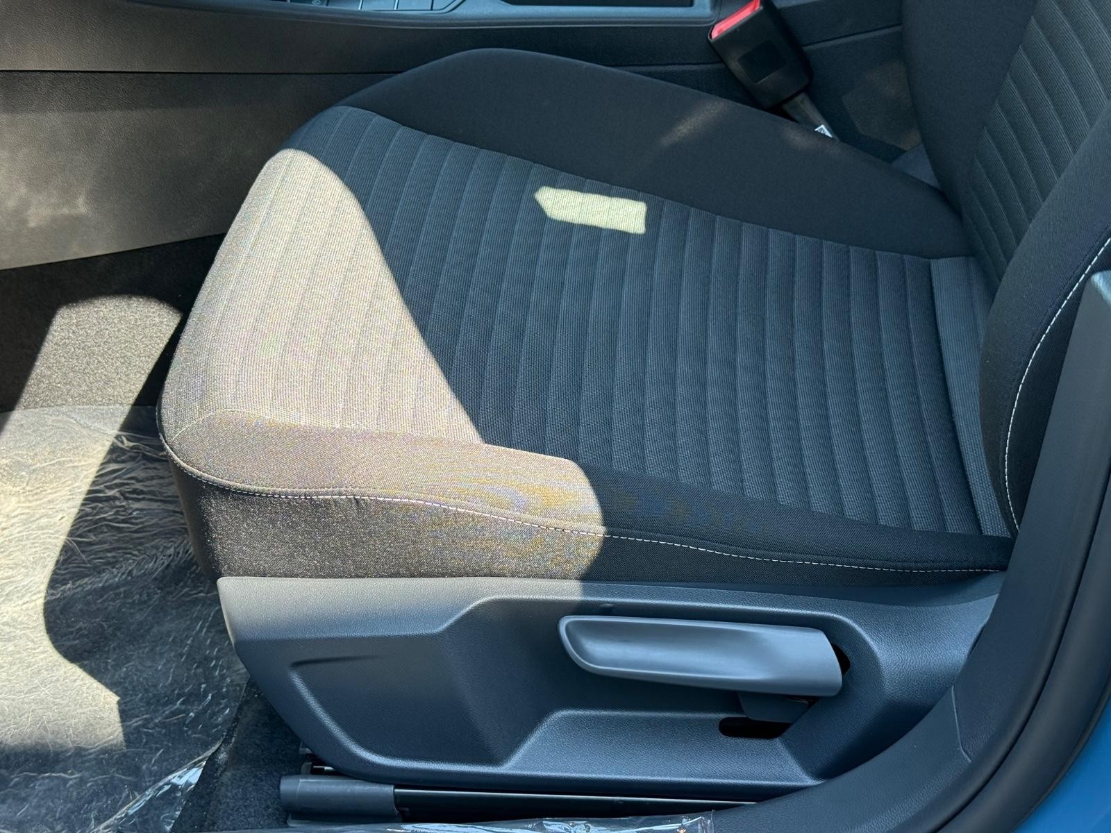 Volkswagen Jetta Vehicle Image 15