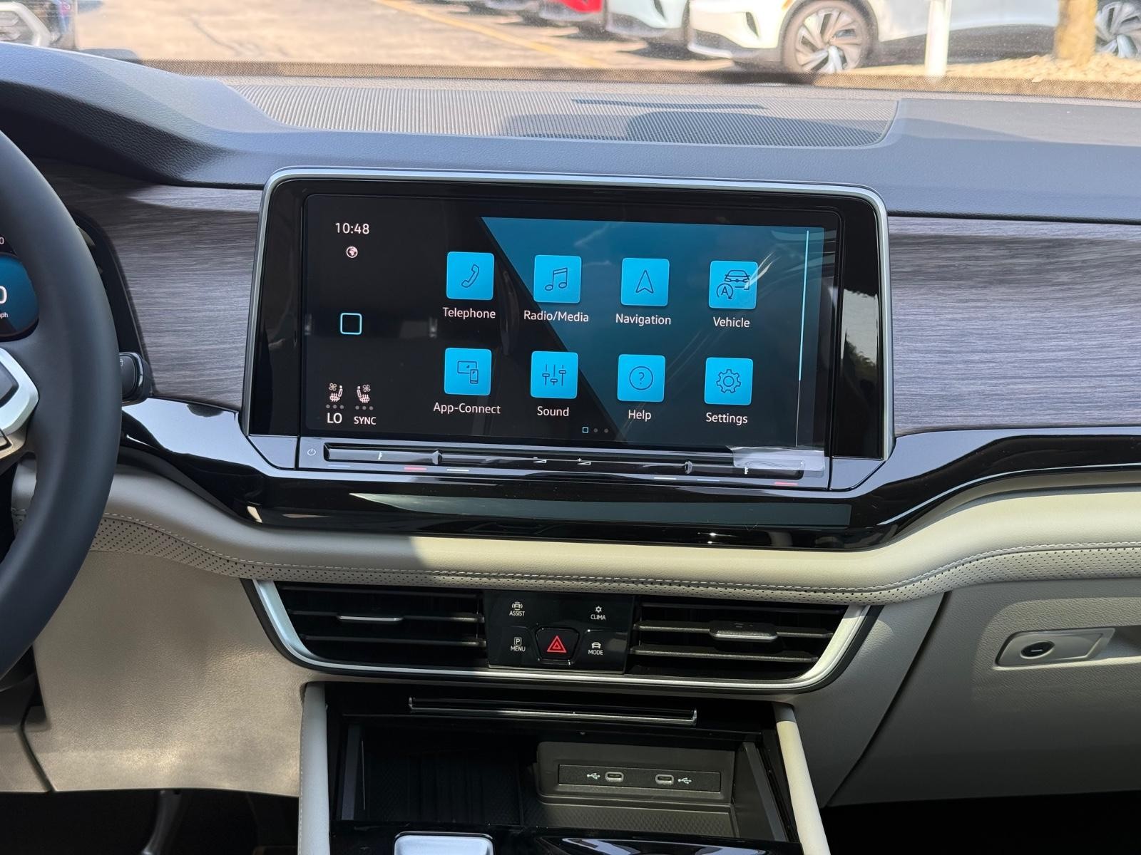 Volkswagen Atlas Vehicle Image 07
