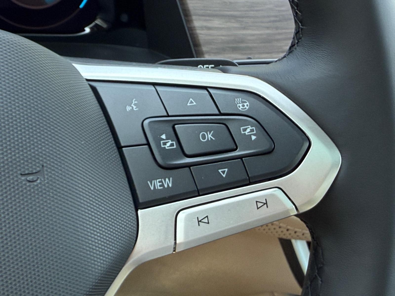 Volkswagen Atlas Vehicle Image 12