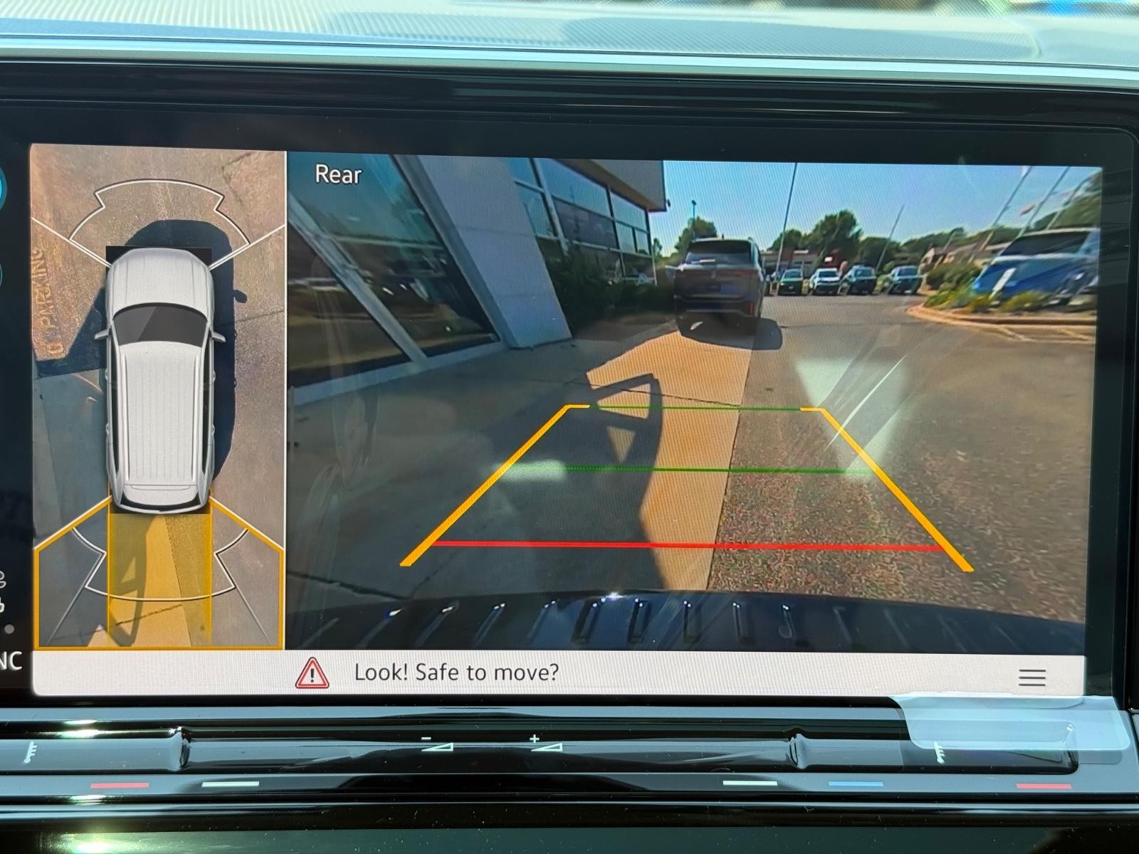Volkswagen Atlas Vehicle Image 13