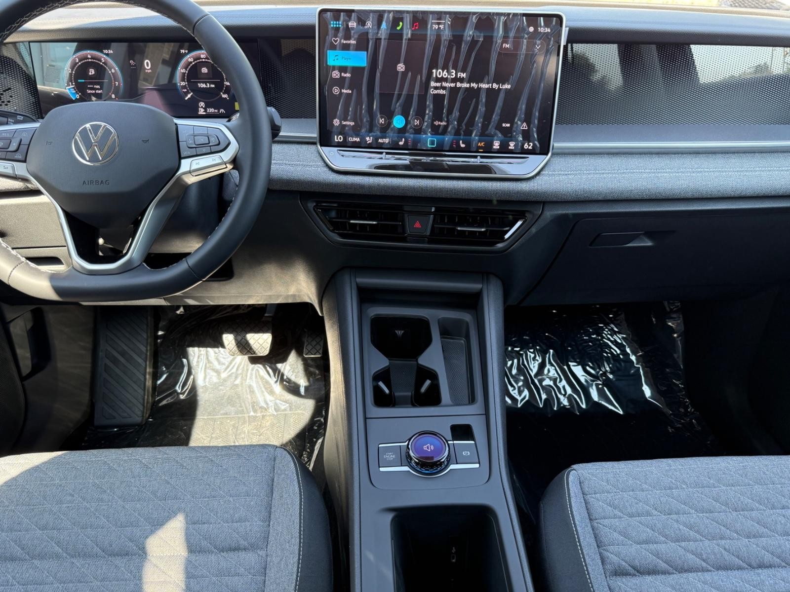 Volkswagen Tiguan Vehicle Image 06