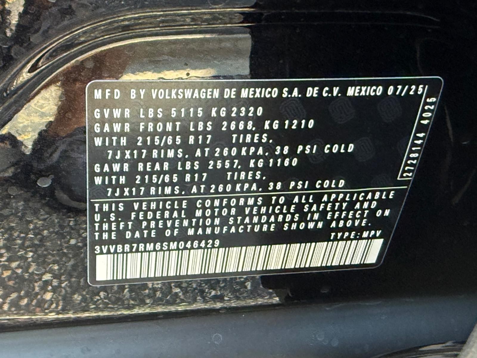 Volkswagen Tiguan Vehicle Image 17