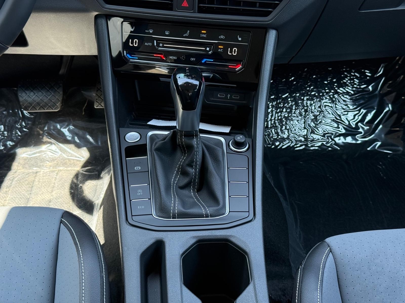 Volkswagen Jetta Vehicle Image 08