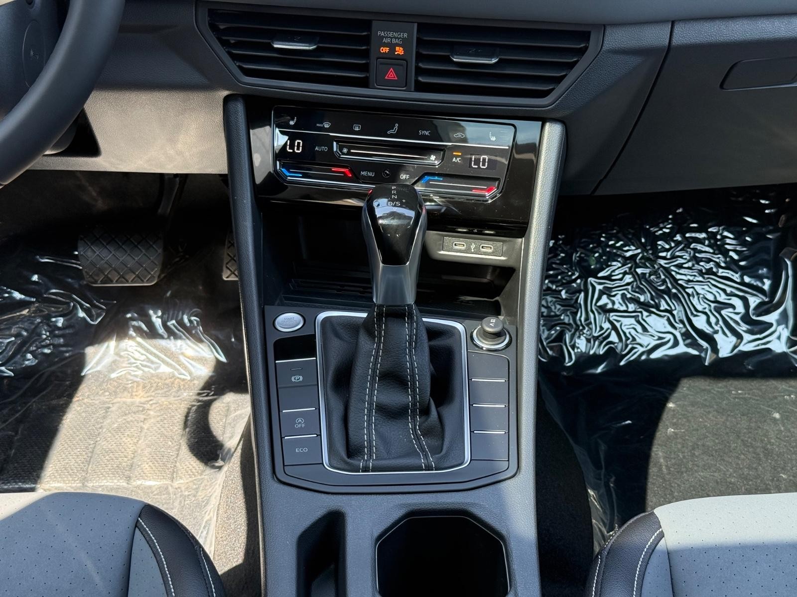 Volkswagen Jetta Vehicle Image 08