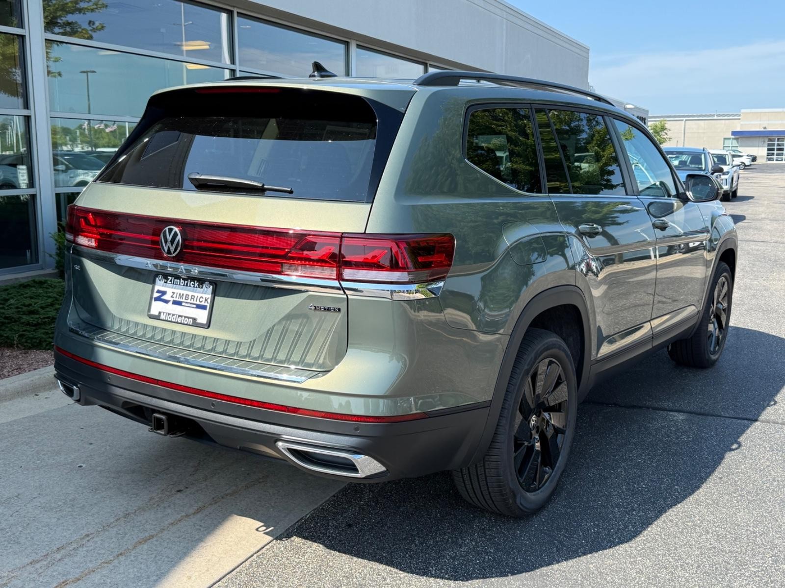 Volkswagen Atlas Vehicle Image 03