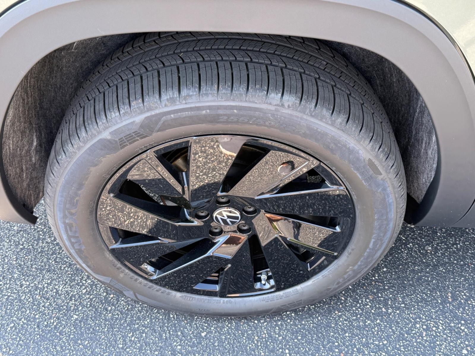 Volkswagen Atlas Vehicle Image 04