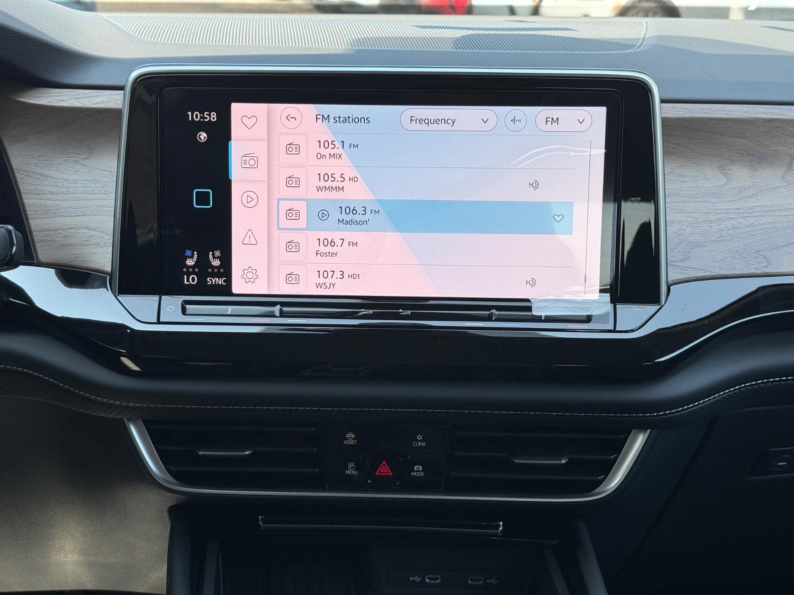 Volkswagen Atlas Vehicle Image 08