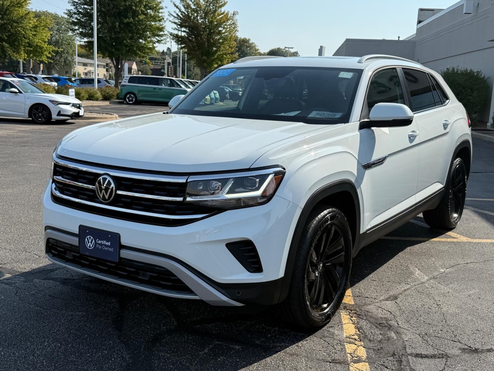 Volkswagen Atlas Cross Sport Vehicle Image 08