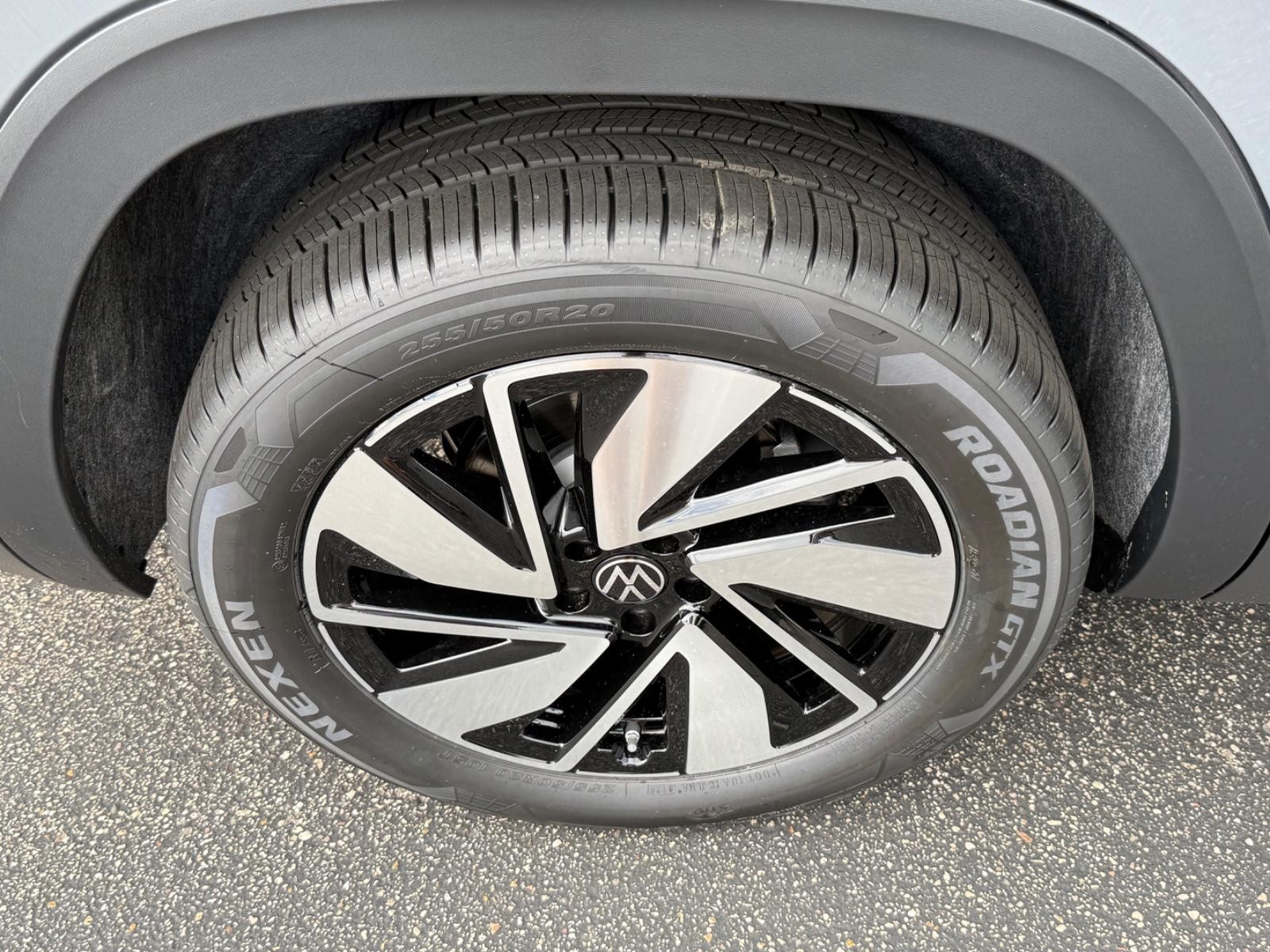 Volkswagen Atlas Vehicle Image 04