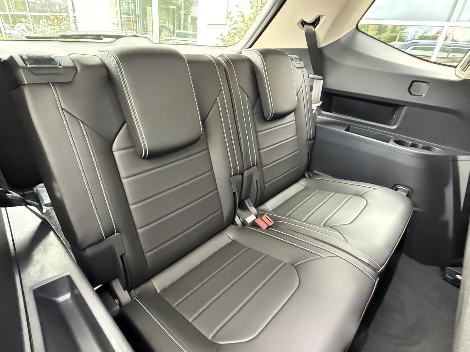 Volkswagen Atlas Vehicle Image 05