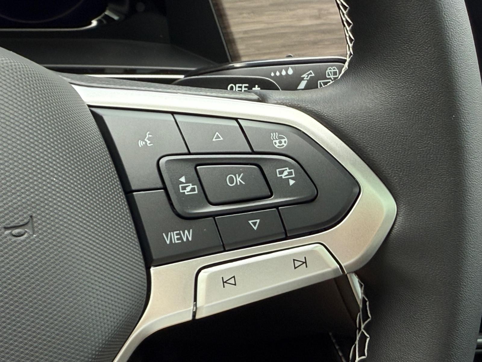 Volkswagen Atlas Vehicle Image 13