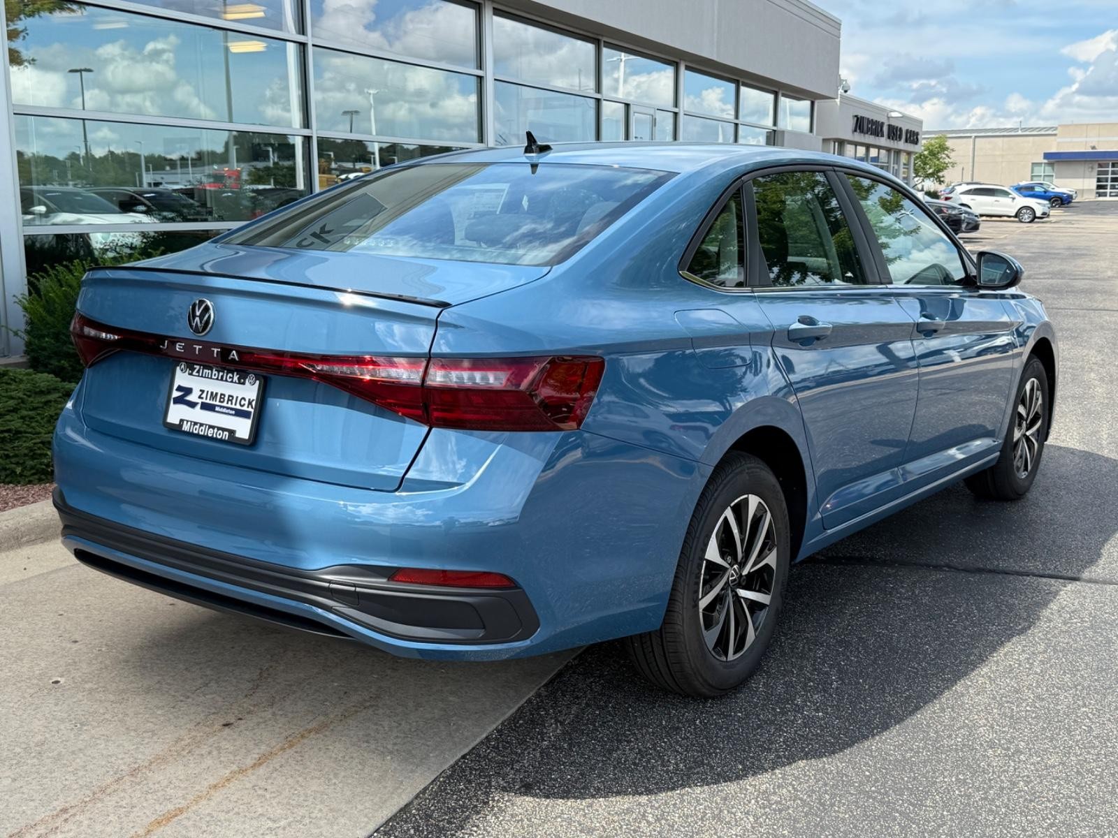 Volkswagen Jetta Vehicle Image 03