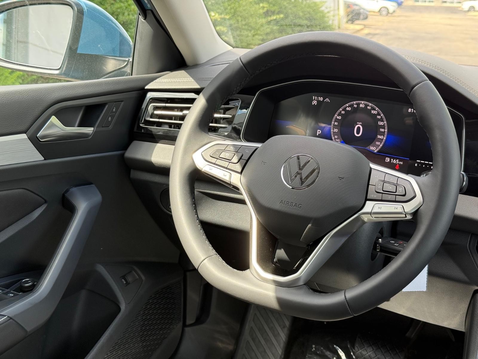 Volkswagen Jetta Vehicle Image 09