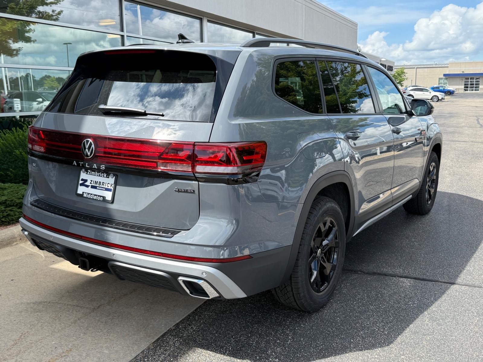 Volkswagen Atlas Vehicle Image 03