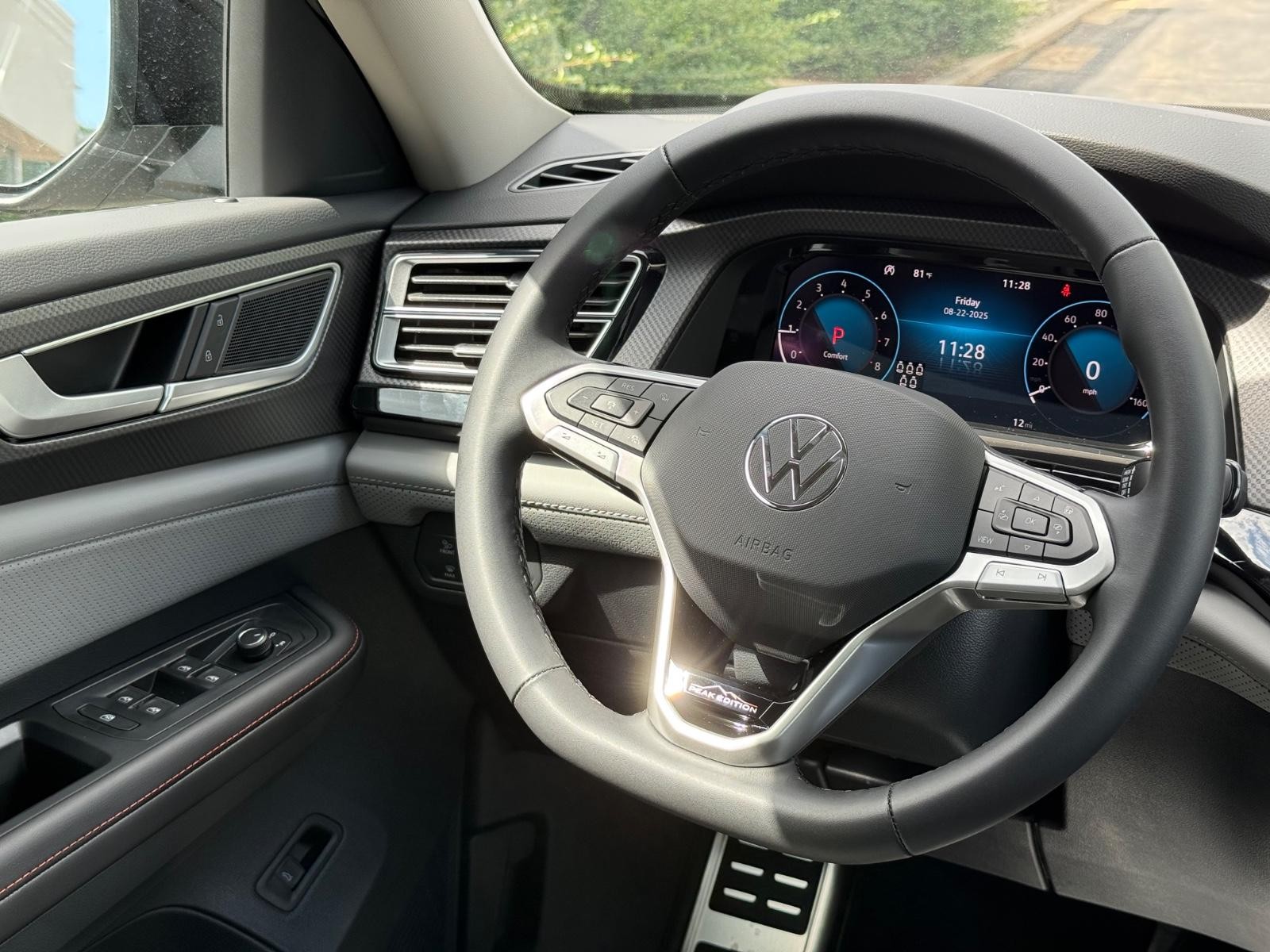 Volkswagen Atlas Vehicle Image 10