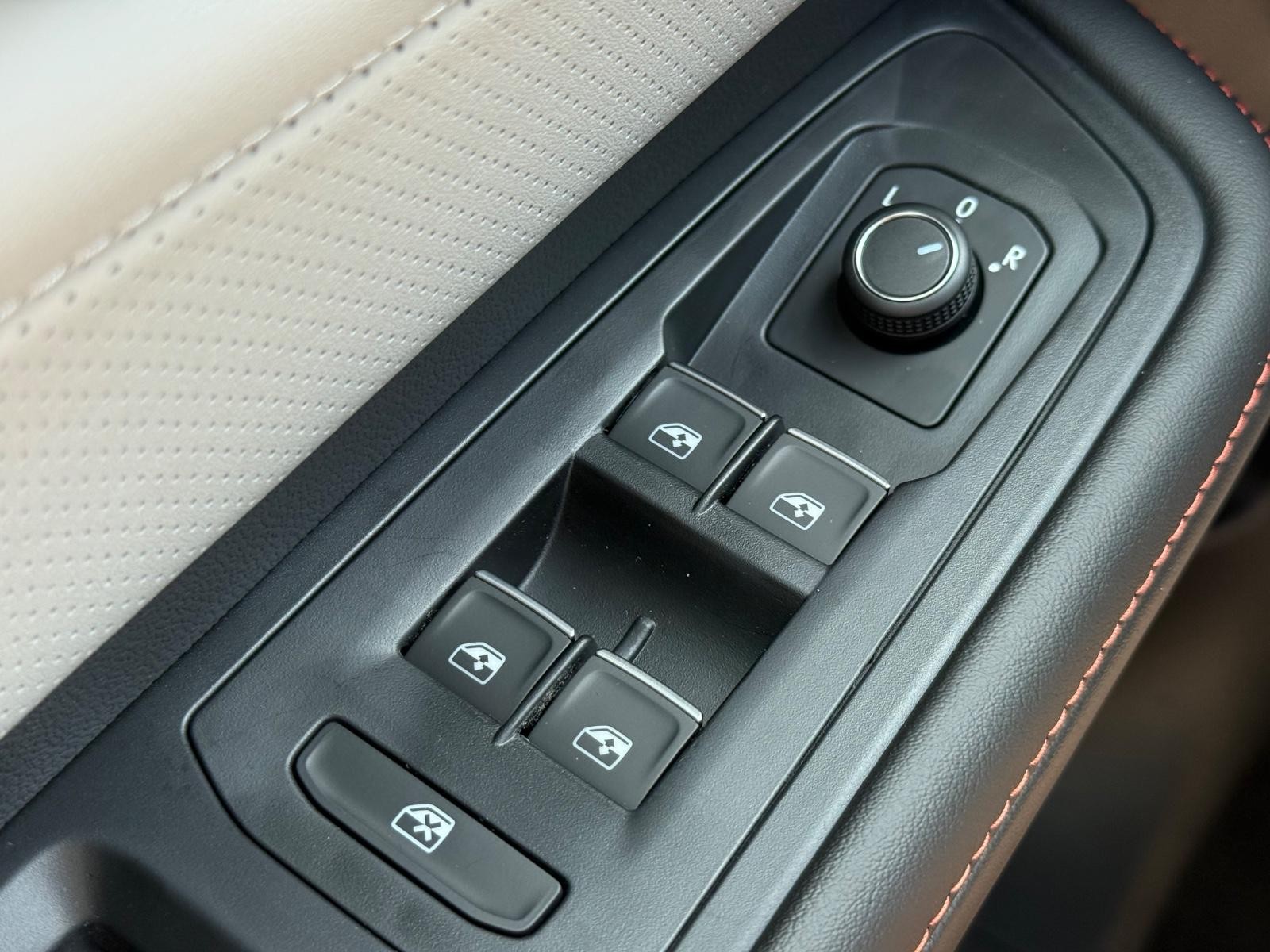 Volkswagen Atlas Vehicle Image 16