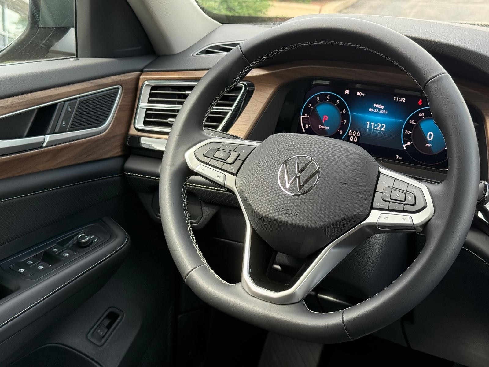 Volkswagen Atlas Vehicle Image 10