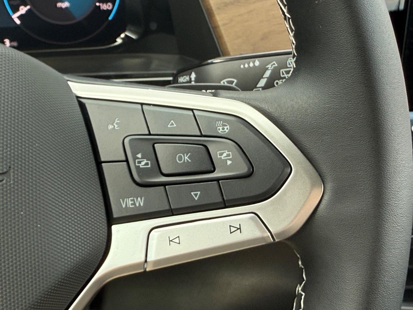 Volkswagen Atlas Vehicle Image 13