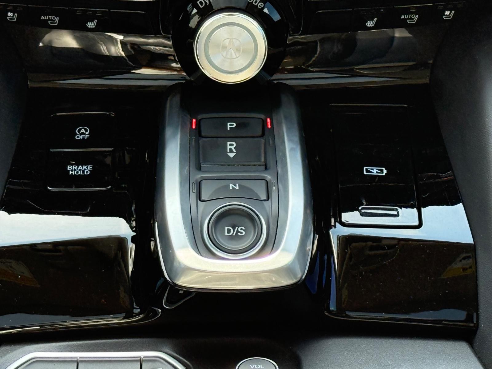 Acura MDX Vehicle Image 08
