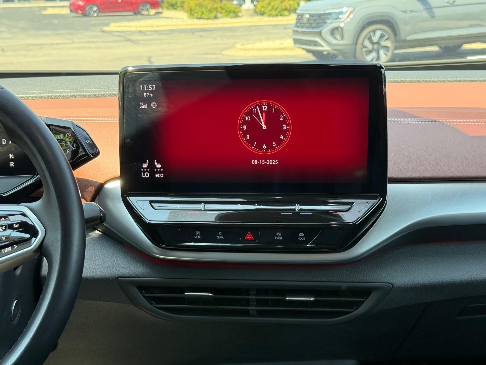 Volkswagen ID.4 Vehicle Image 12