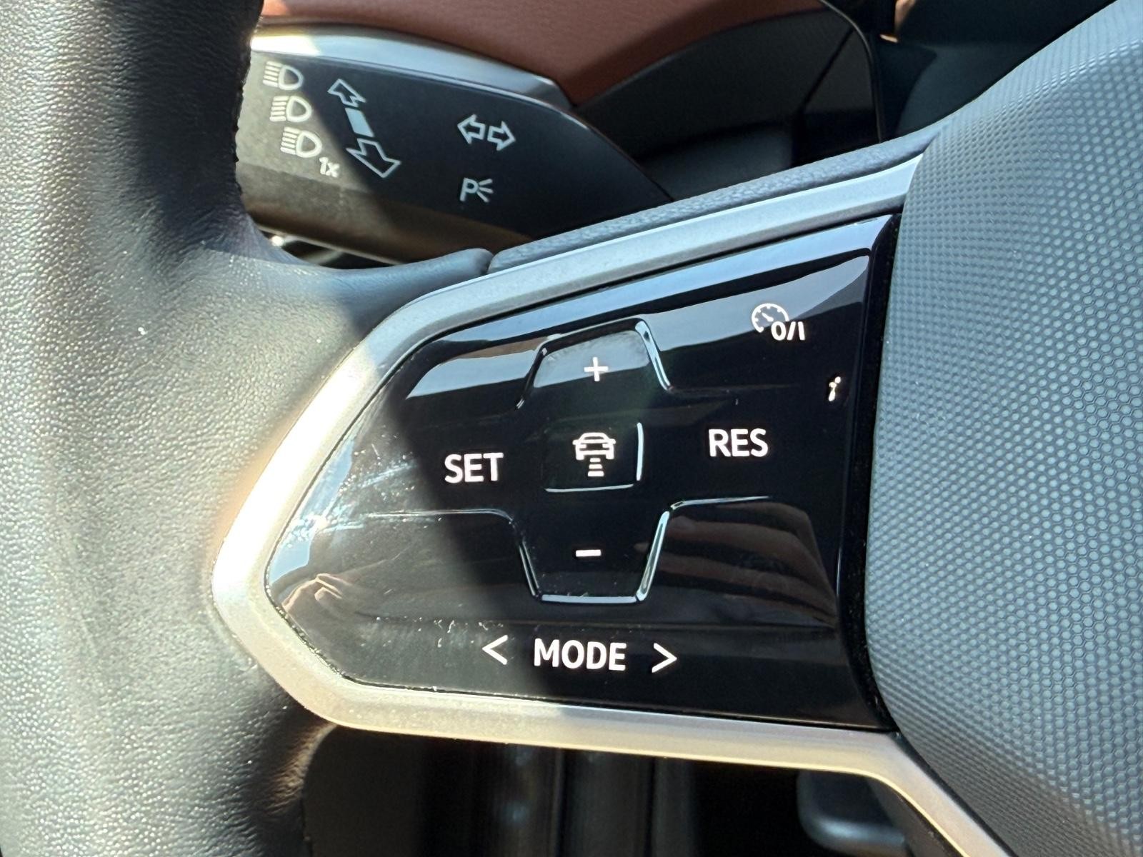 Volkswagen ID.4 Vehicle Image 15