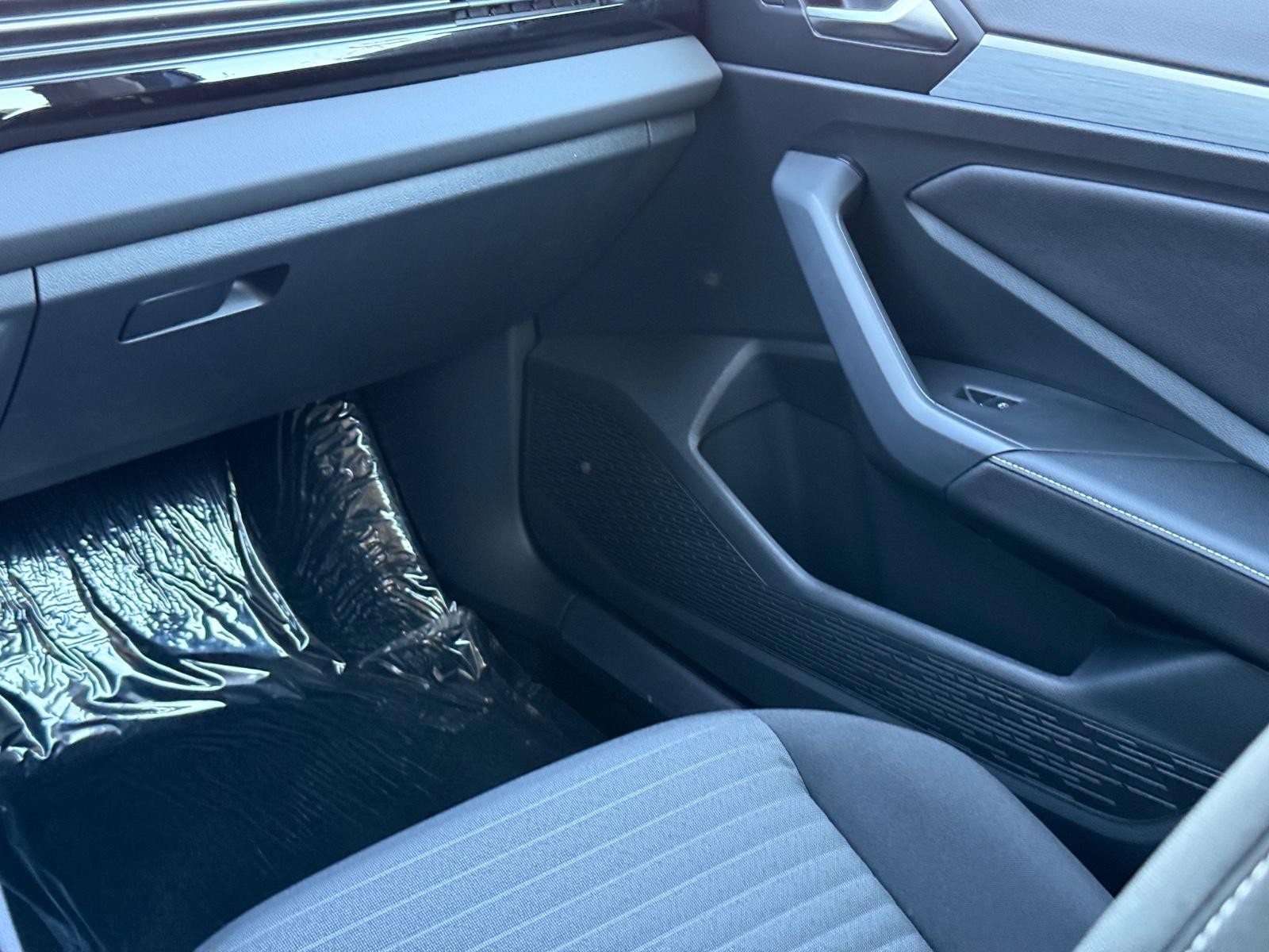 Volkswagen Jetta Vehicle Image 10
