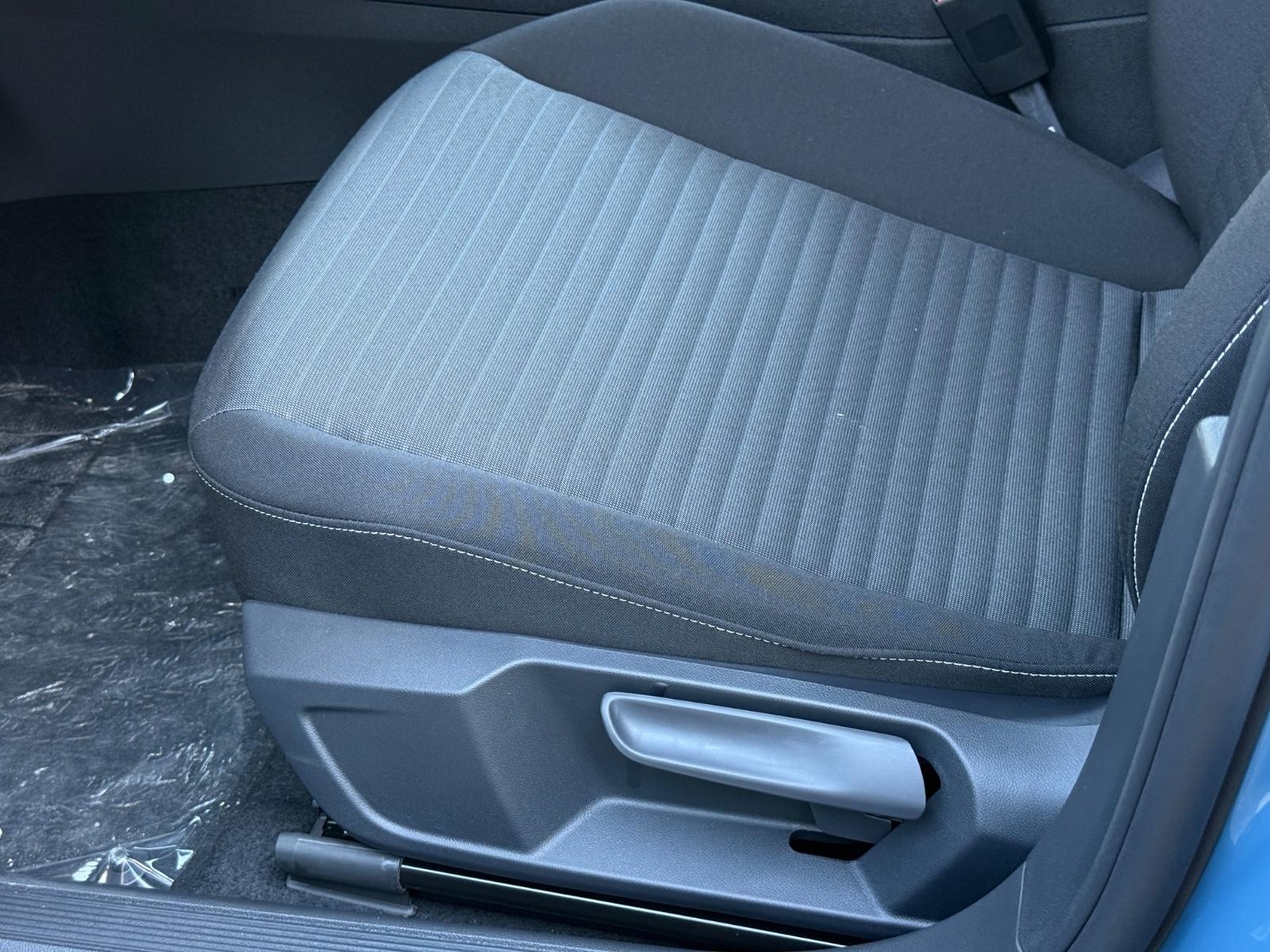 Volkswagen Jetta Vehicle Image 15