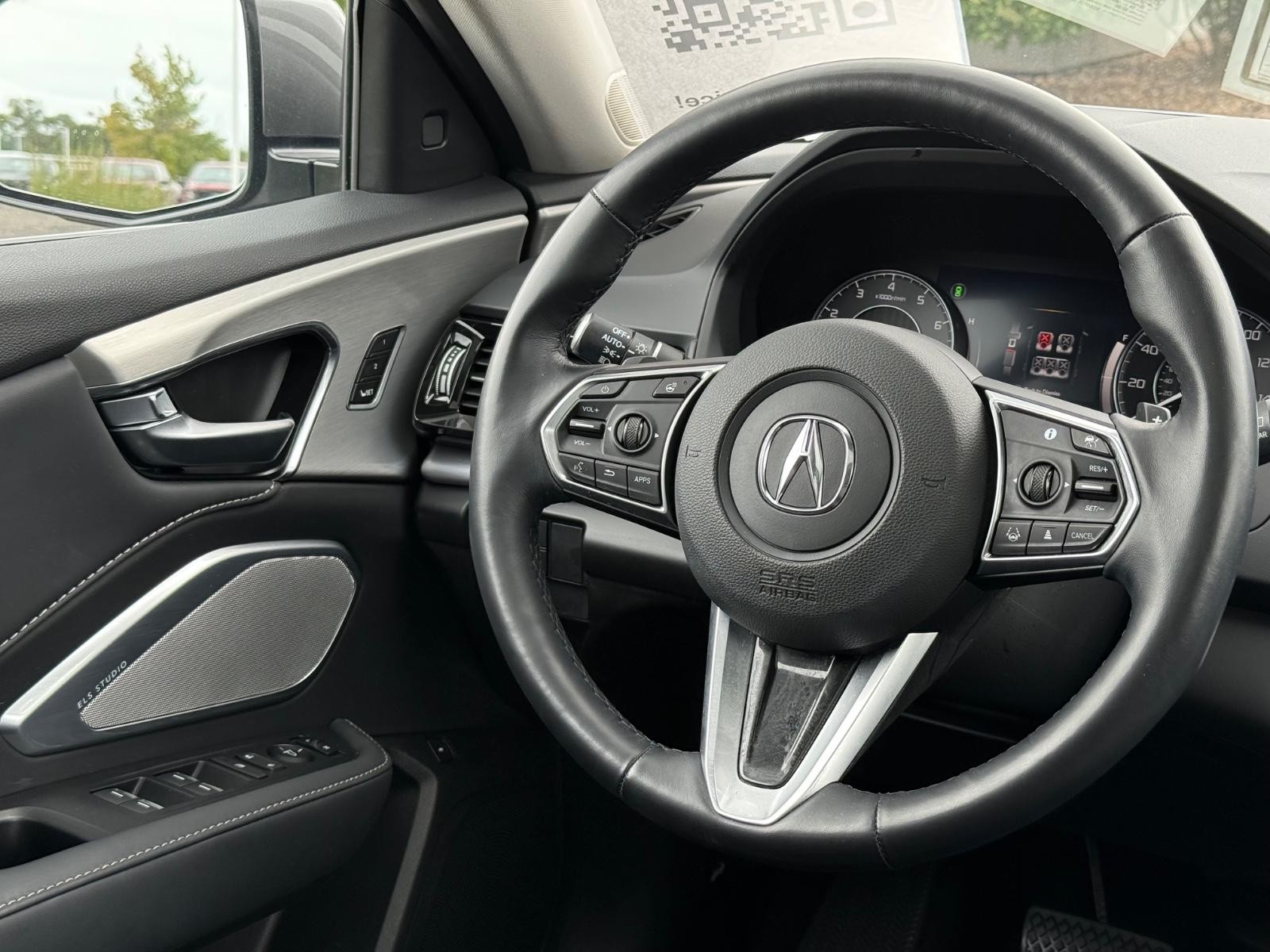 Acura RDX Vehicle Image 13
