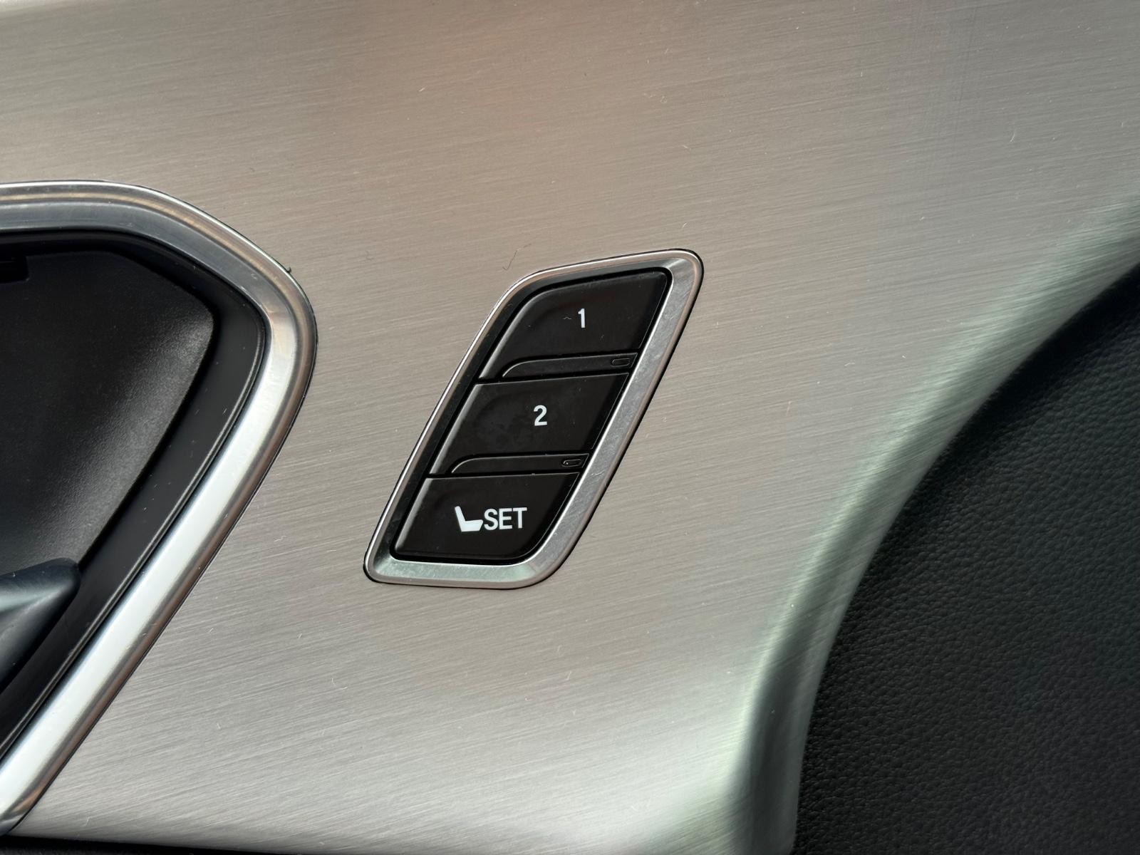 Acura RDX Vehicle Image 15