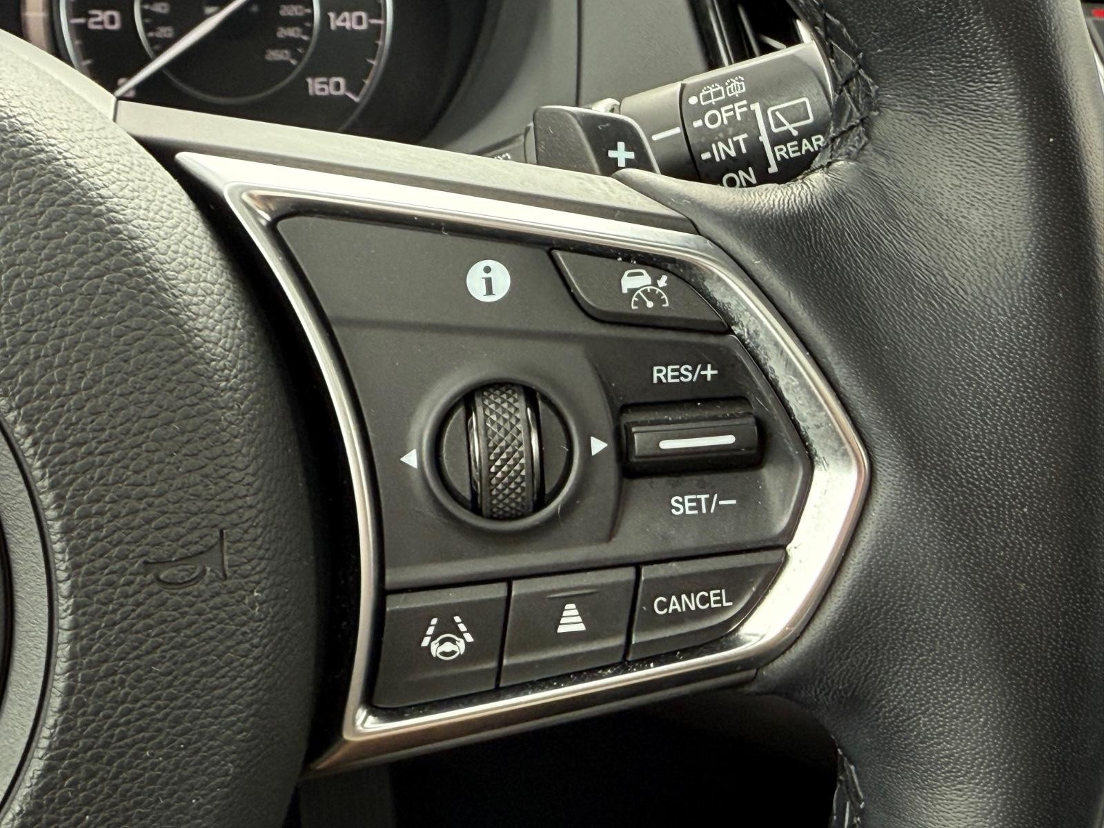 Acura RDX Vehicle Image 17