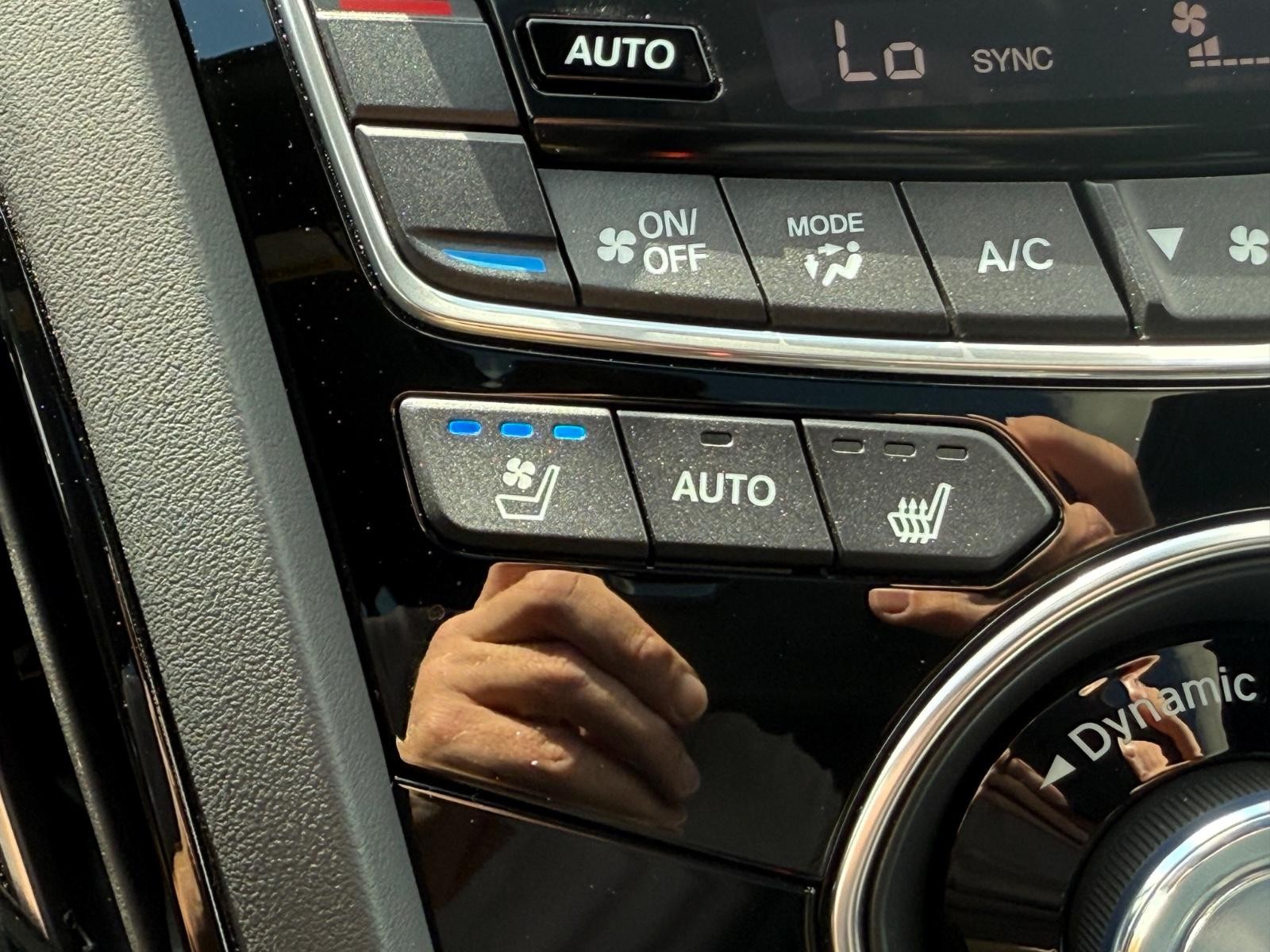 Acura RDX Vehicle Image 21