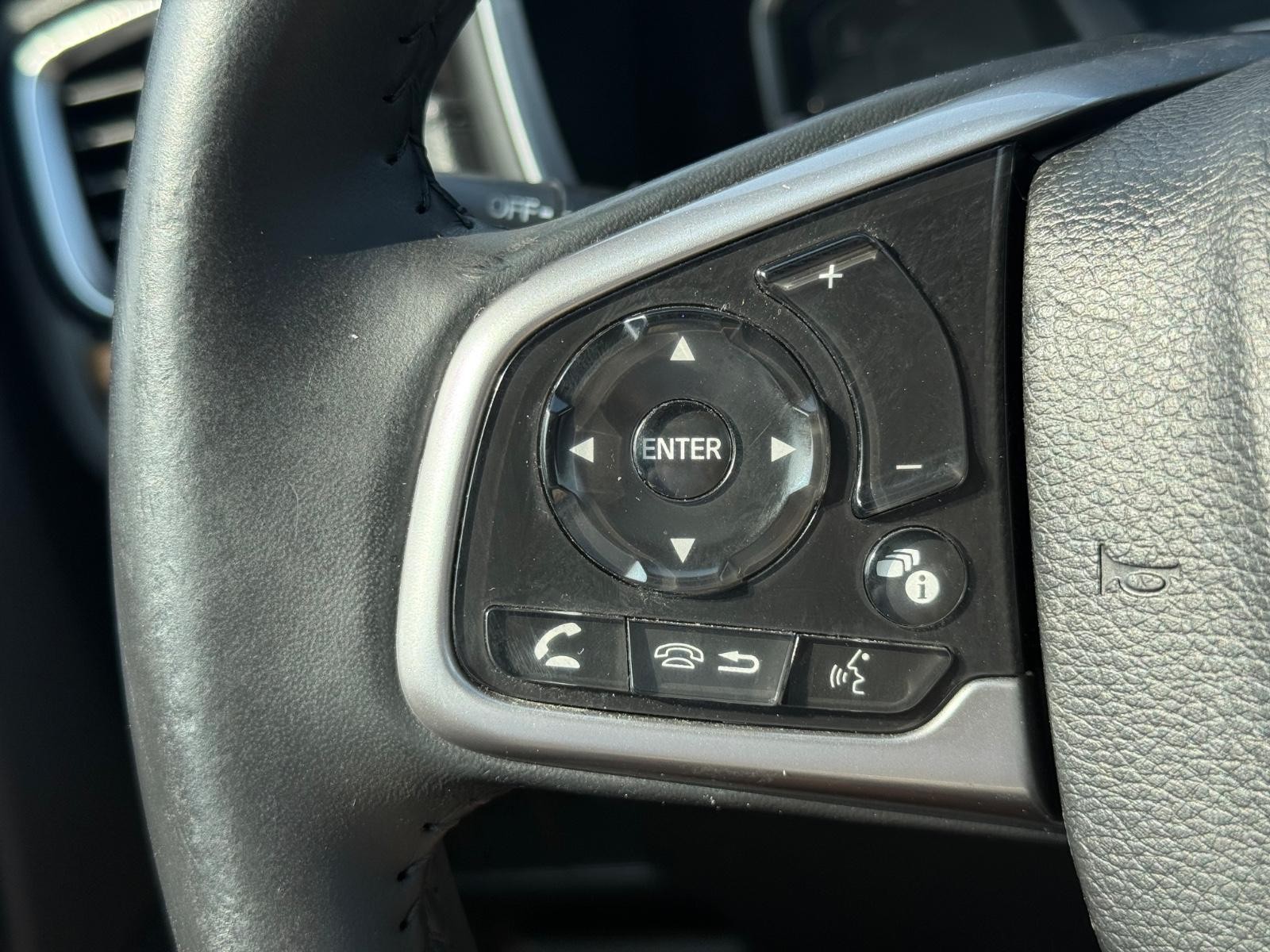 Honda CR-V Vehicle Image 17