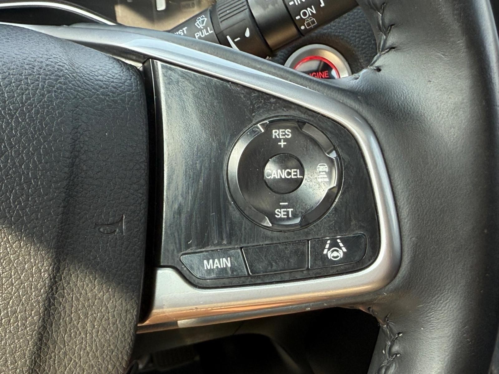 Honda CR-V Vehicle Image 18