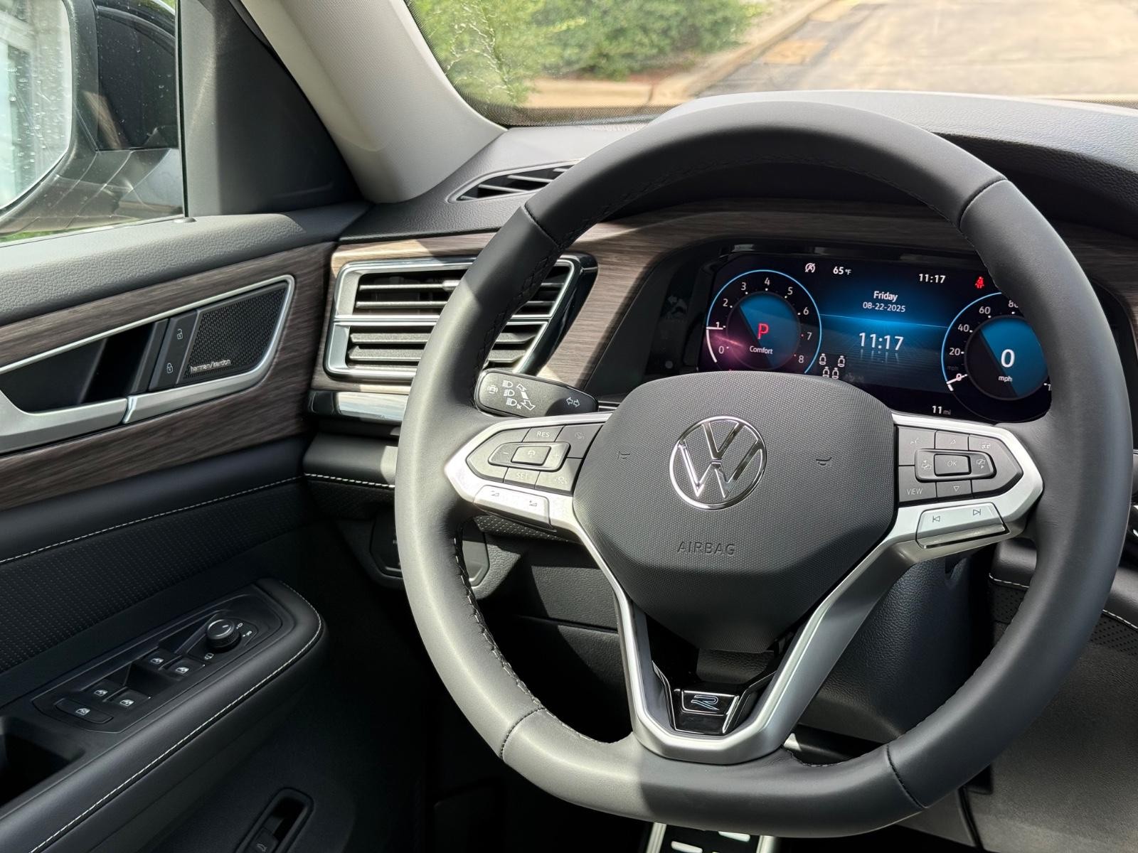 Volkswagen Atlas Vehicle Image 10
