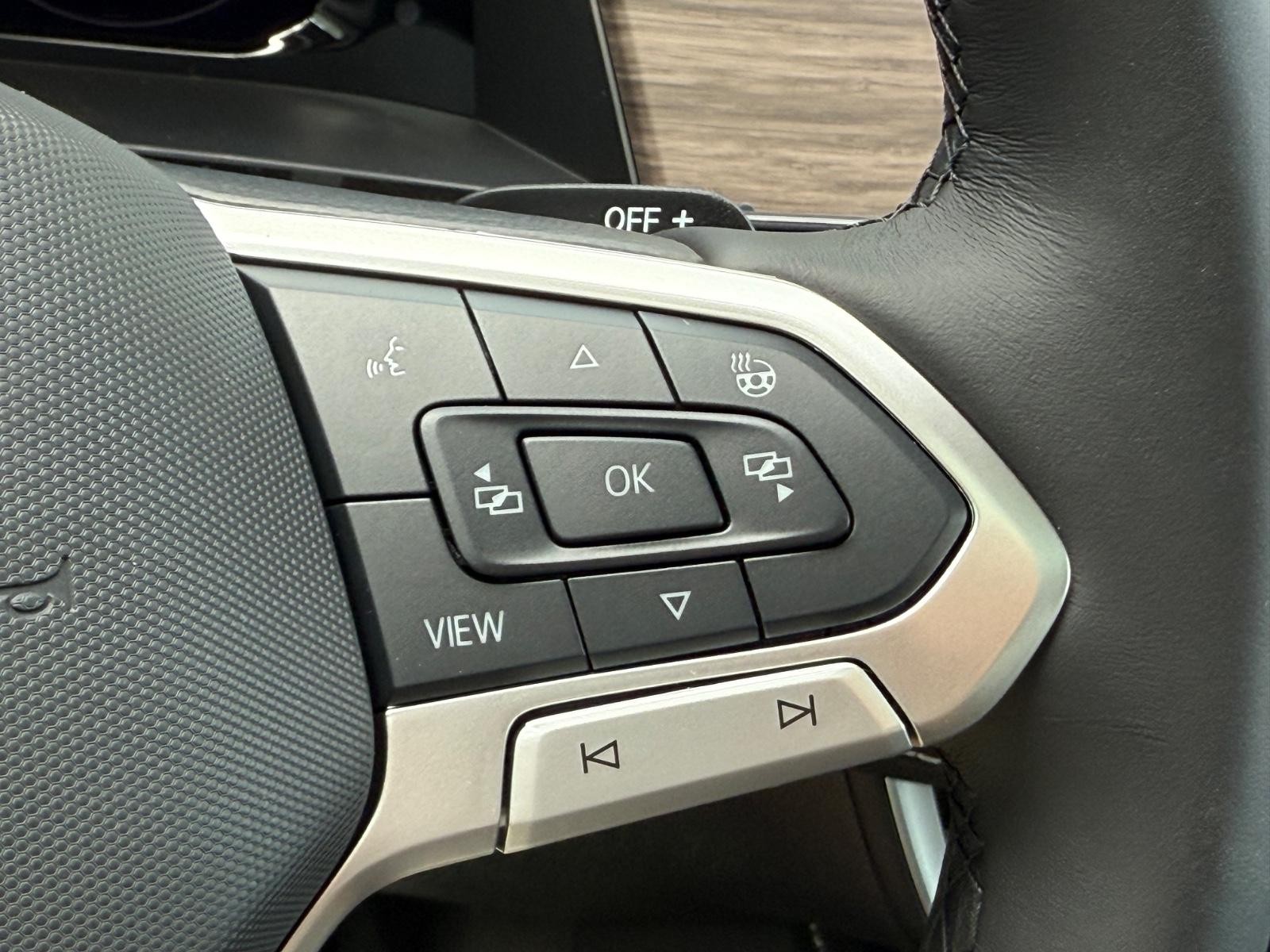 Volkswagen Atlas Vehicle Image 13