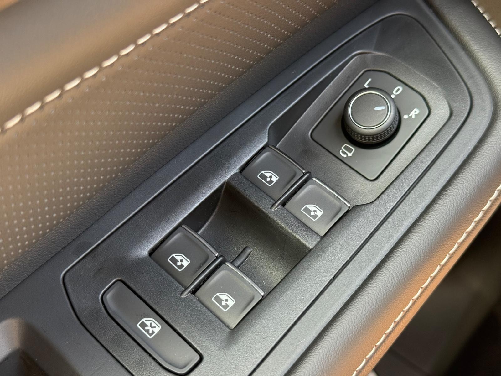 Volkswagen Atlas Vehicle Image 16