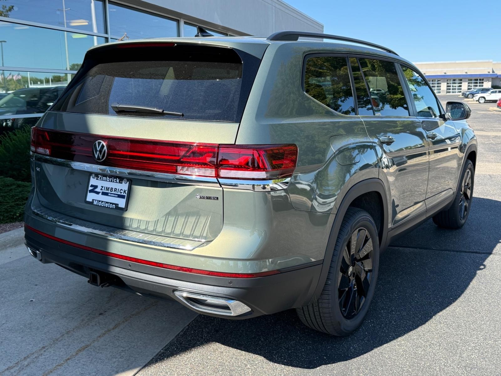Volkswagen Atlas Vehicle Image 03