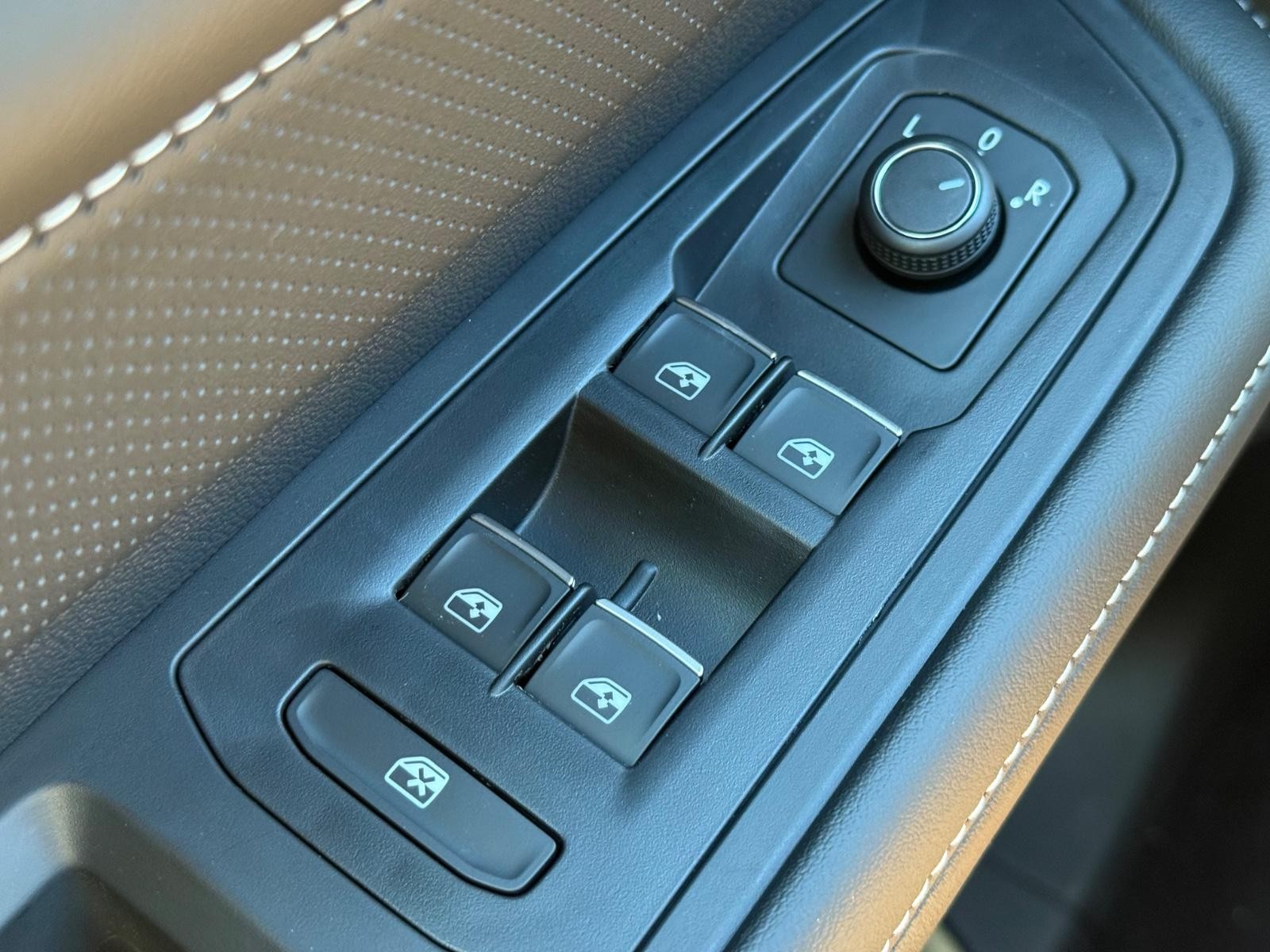 Volkswagen Atlas Vehicle Image 16