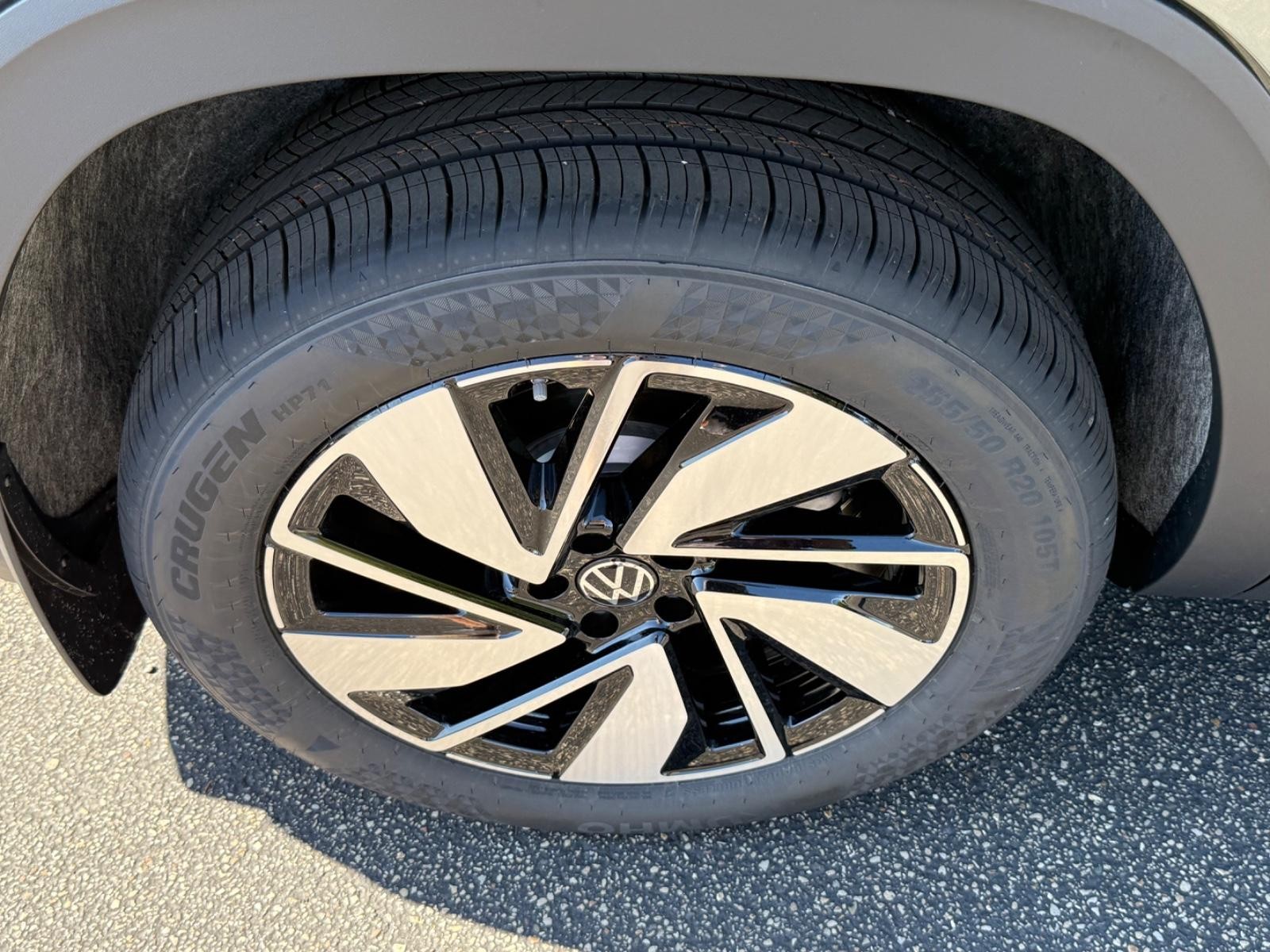 Volkswagen Atlas Vehicle Image 04
