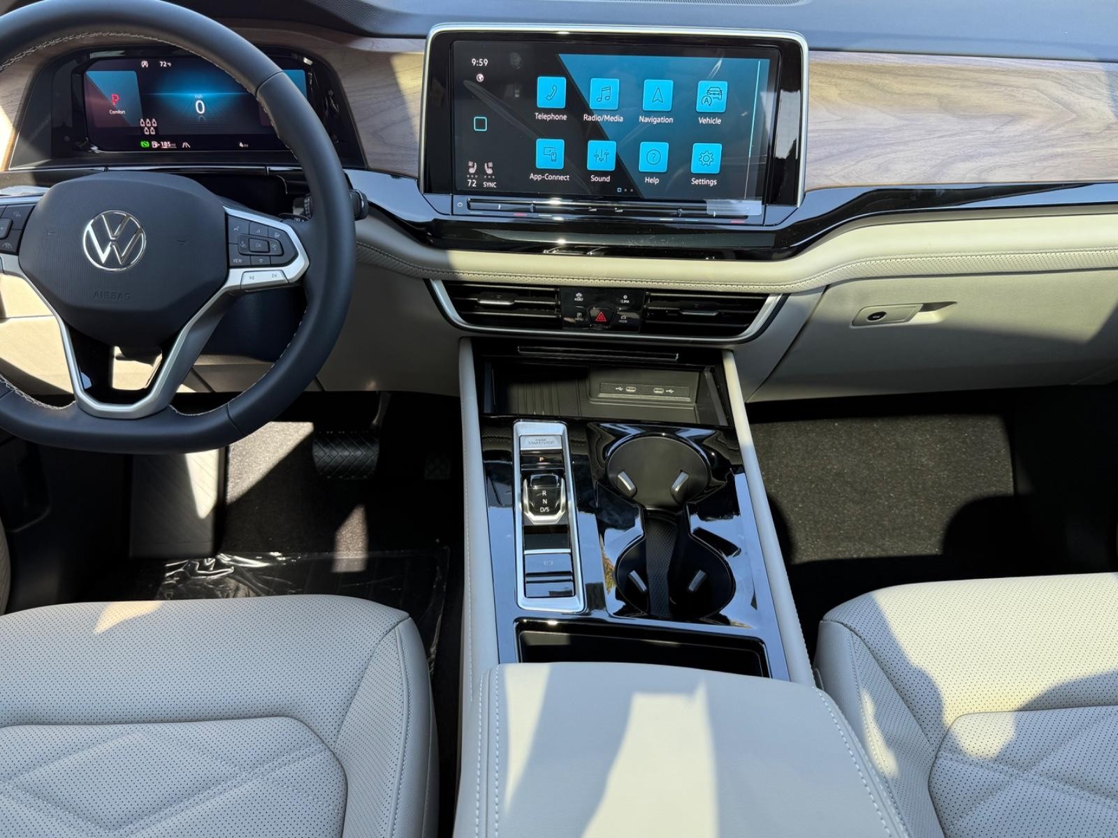 Volkswagen Atlas Vehicle Image 07