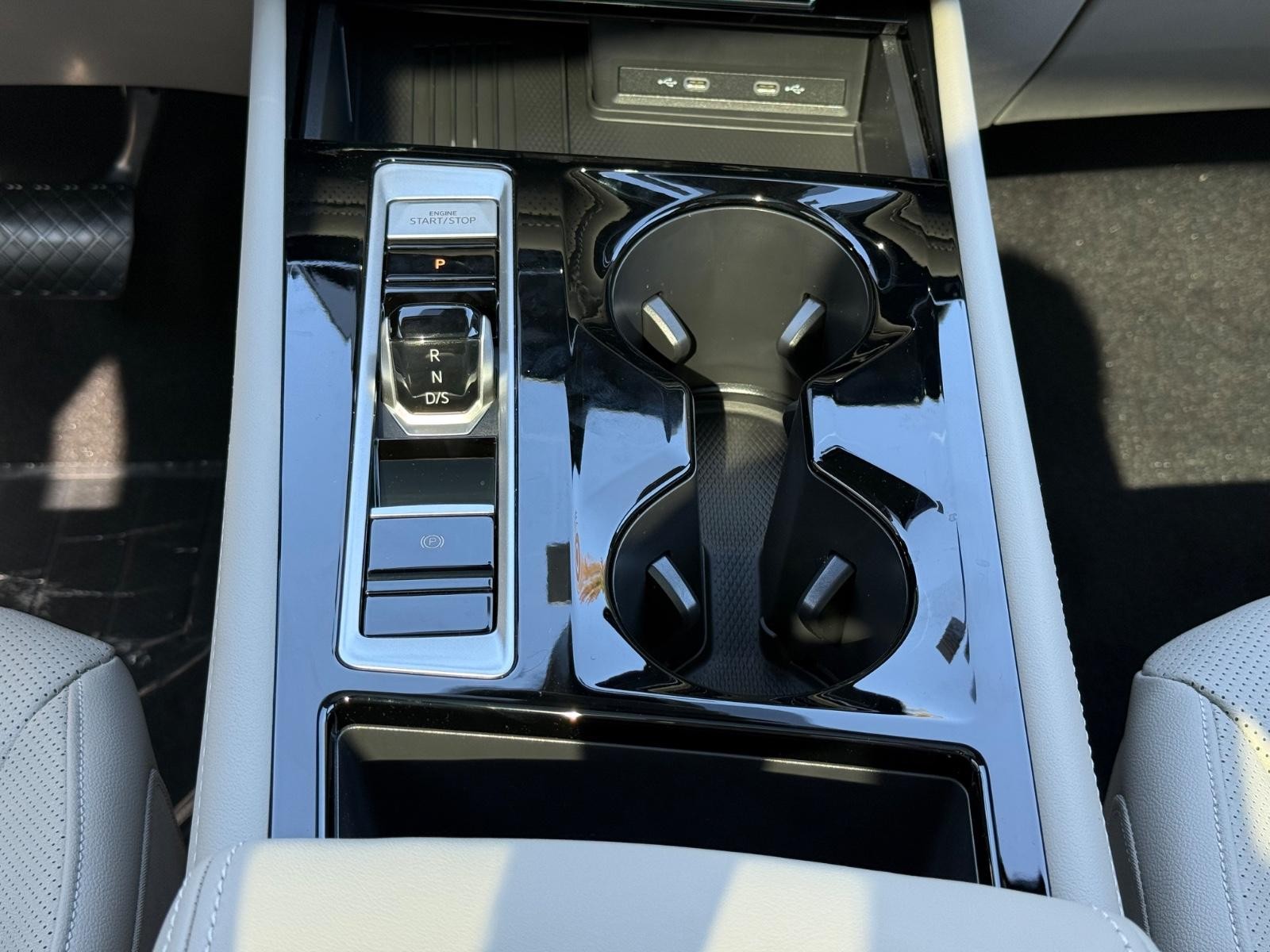 Volkswagen Atlas Vehicle Image 09