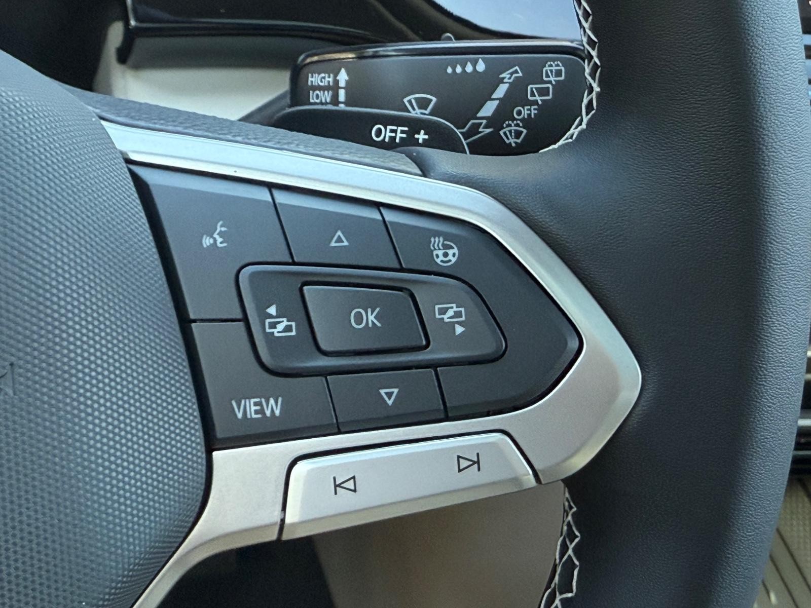 Volkswagen Atlas Vehicle Image 13