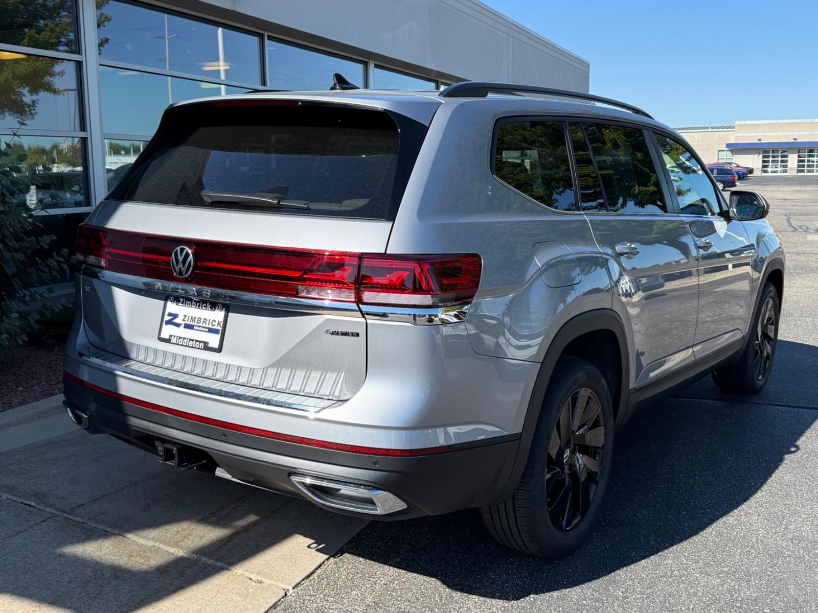 Volkswagen Atlas Vehicle Image 03
