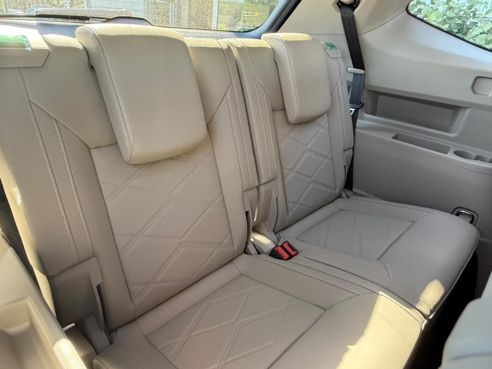 Volkswagen Atlas Vehicle Image 05