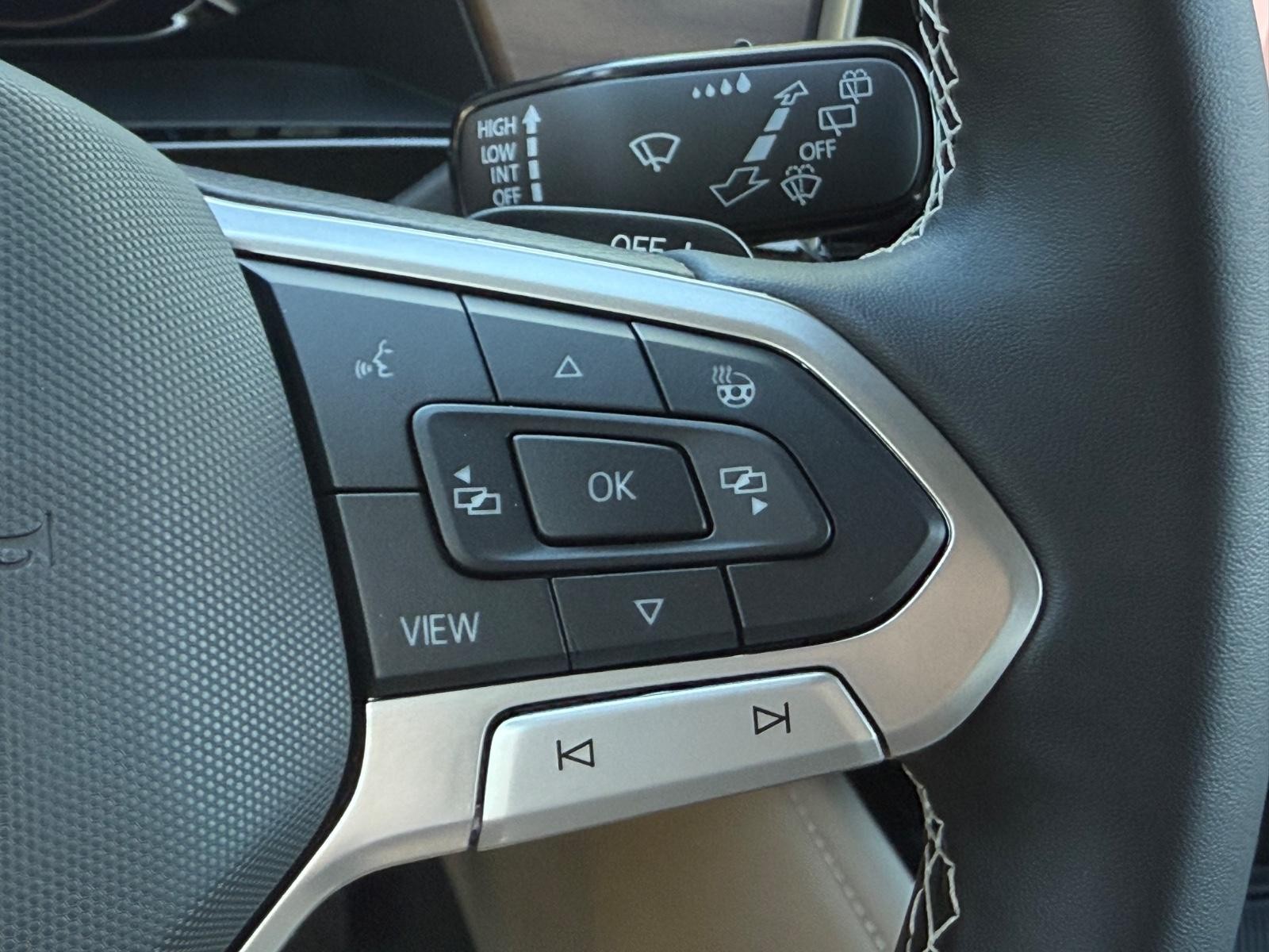 Volkswagen Atlas Vehicle Image 13