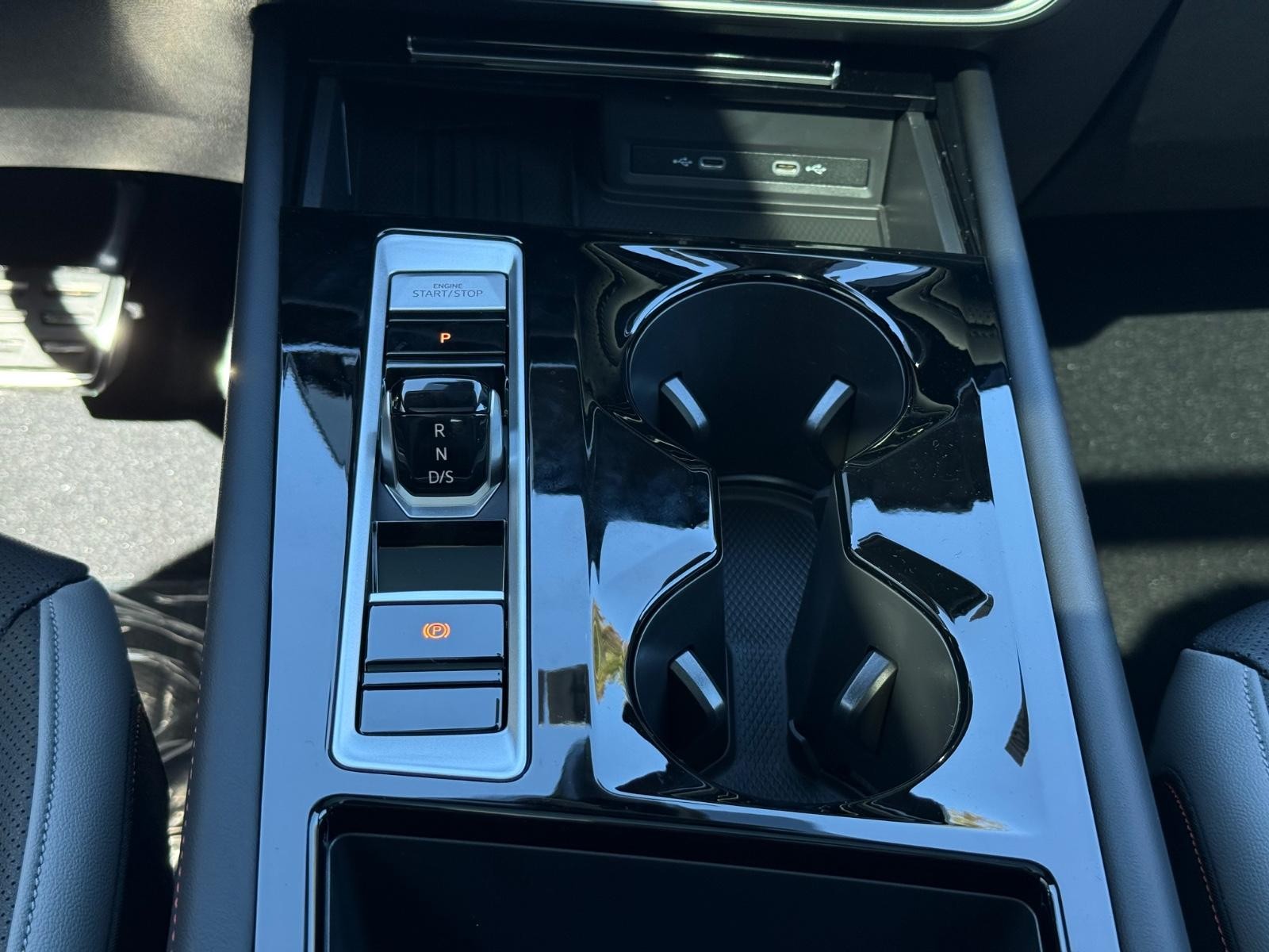 Volkswagen Atlas Vehicle Image 09