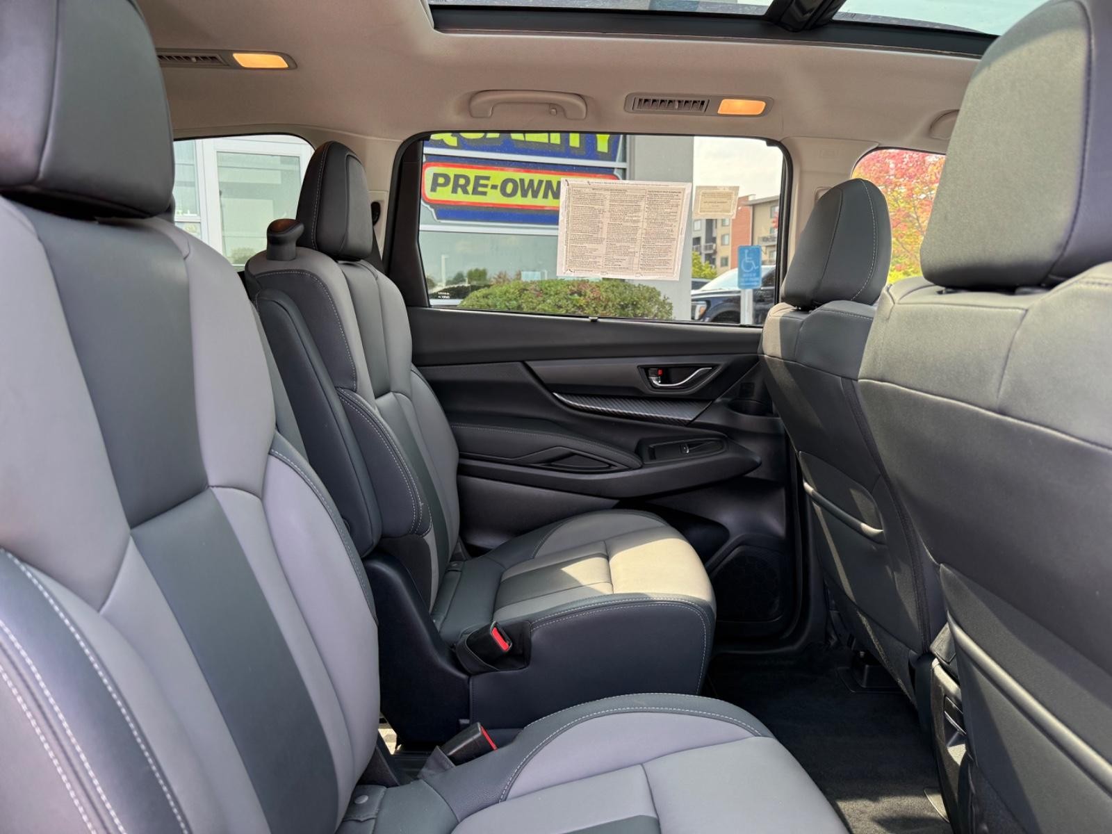 Subaru Ascent Vehicle Image 10