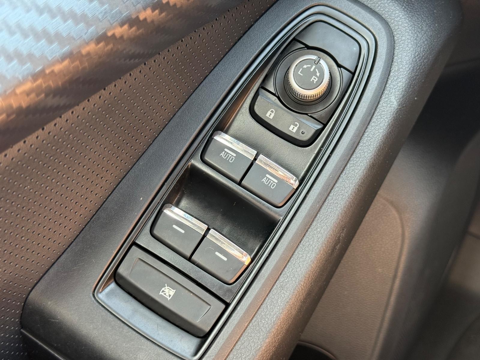 Subaru Ascent Vehicle Image 21